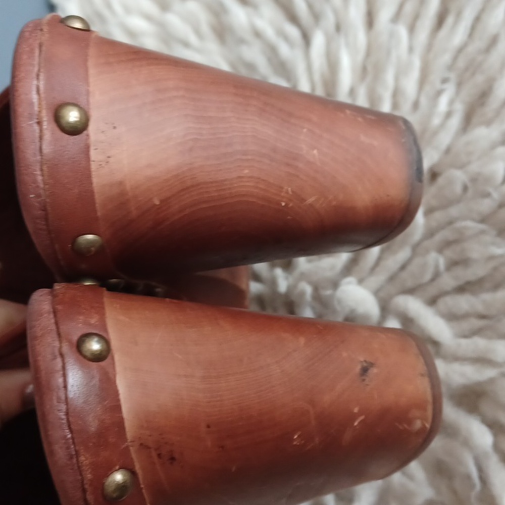 Ugg Clogs - image 7